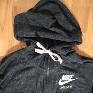 Nike Just Do It Logo Lightweight Zipper Hoodie Sweatshirt